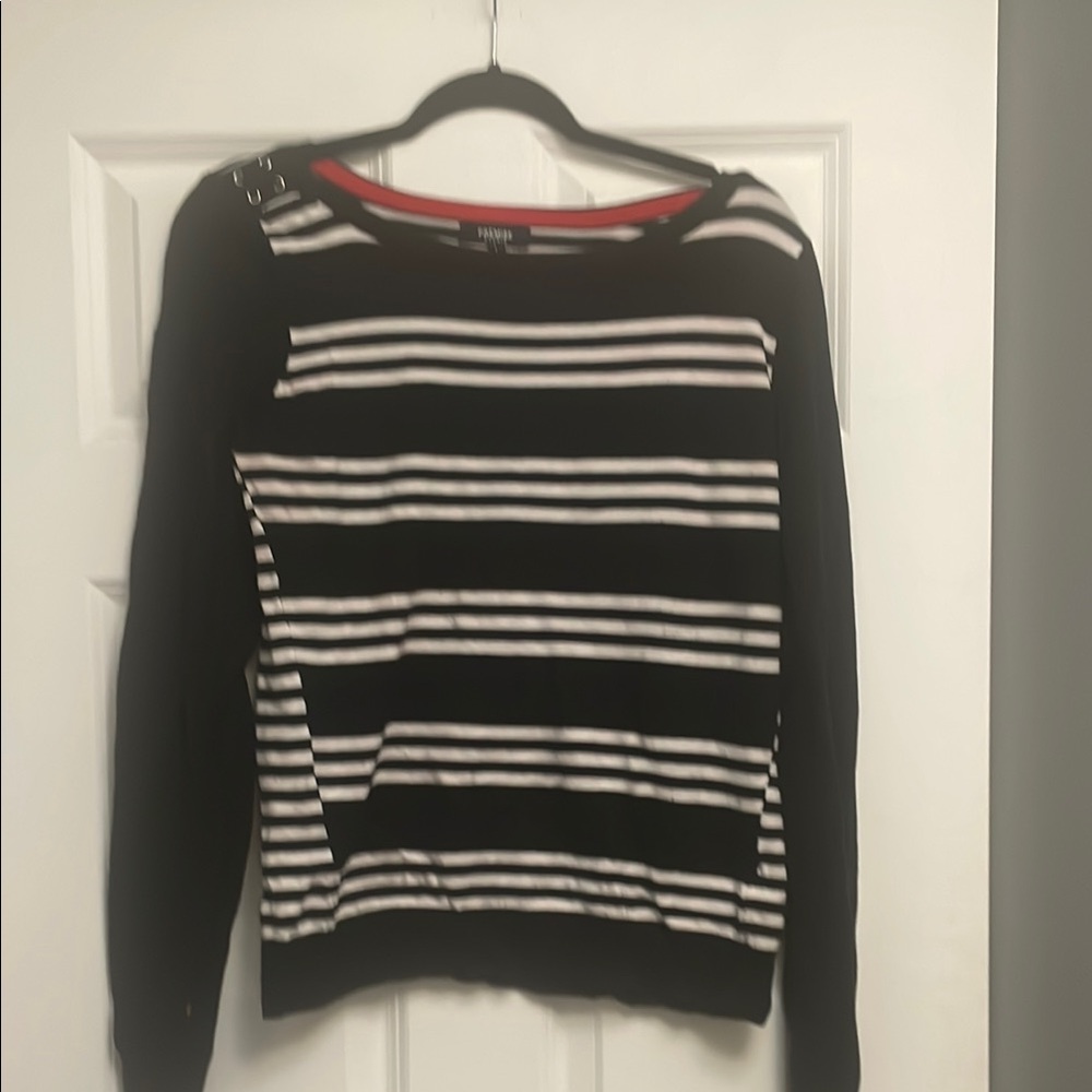 Black and White Striped Women Sweater